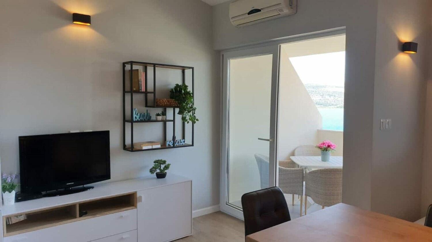 Apartments The View - Close To The Beach & Parking Trogir Kültér fotó