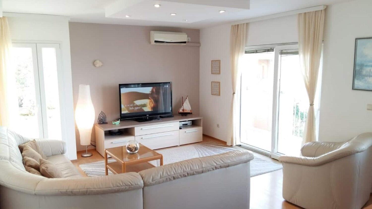 Apartments The View - Close To The Beach & Parking Trogir Kültér fotó